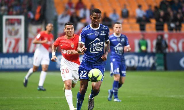 乐鱼体育官网国际比赛日法国杯焦点战；西汉姆豪取连胜；媒体盛赞；球队文化再被提及的简单介绍